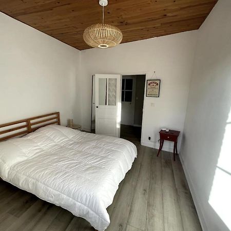 Appartement Au Centre De 迪纳尔 外观 照片