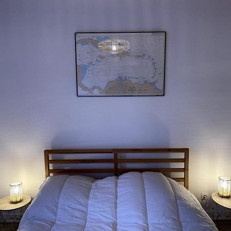 Appartement Au Centre De 迪纳尔 外观 照片